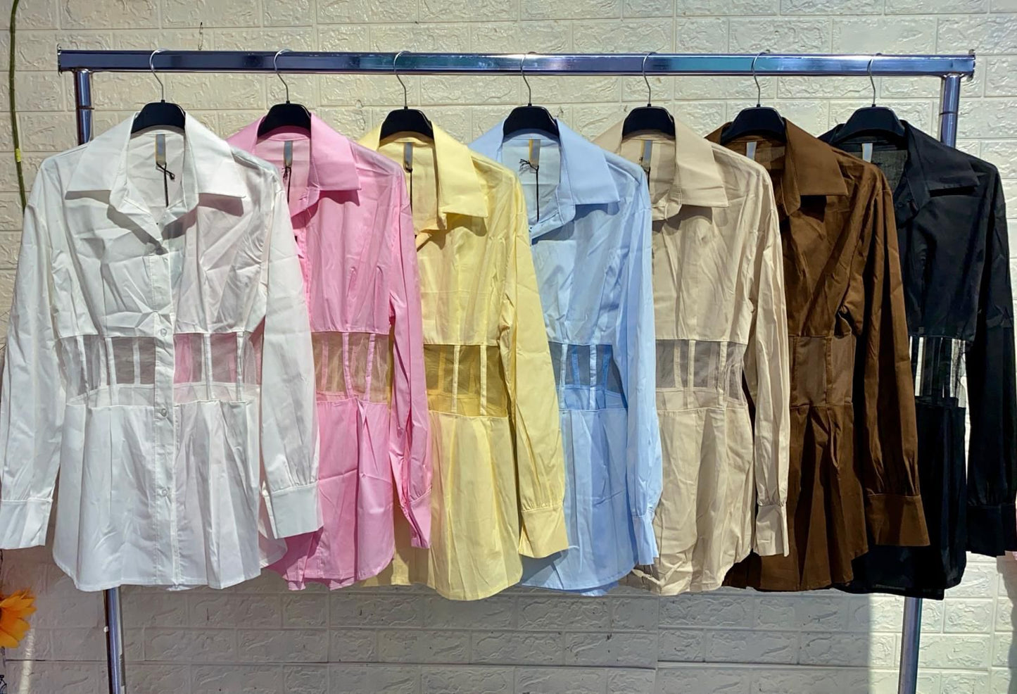 Abito elegante in tessuto pregiato