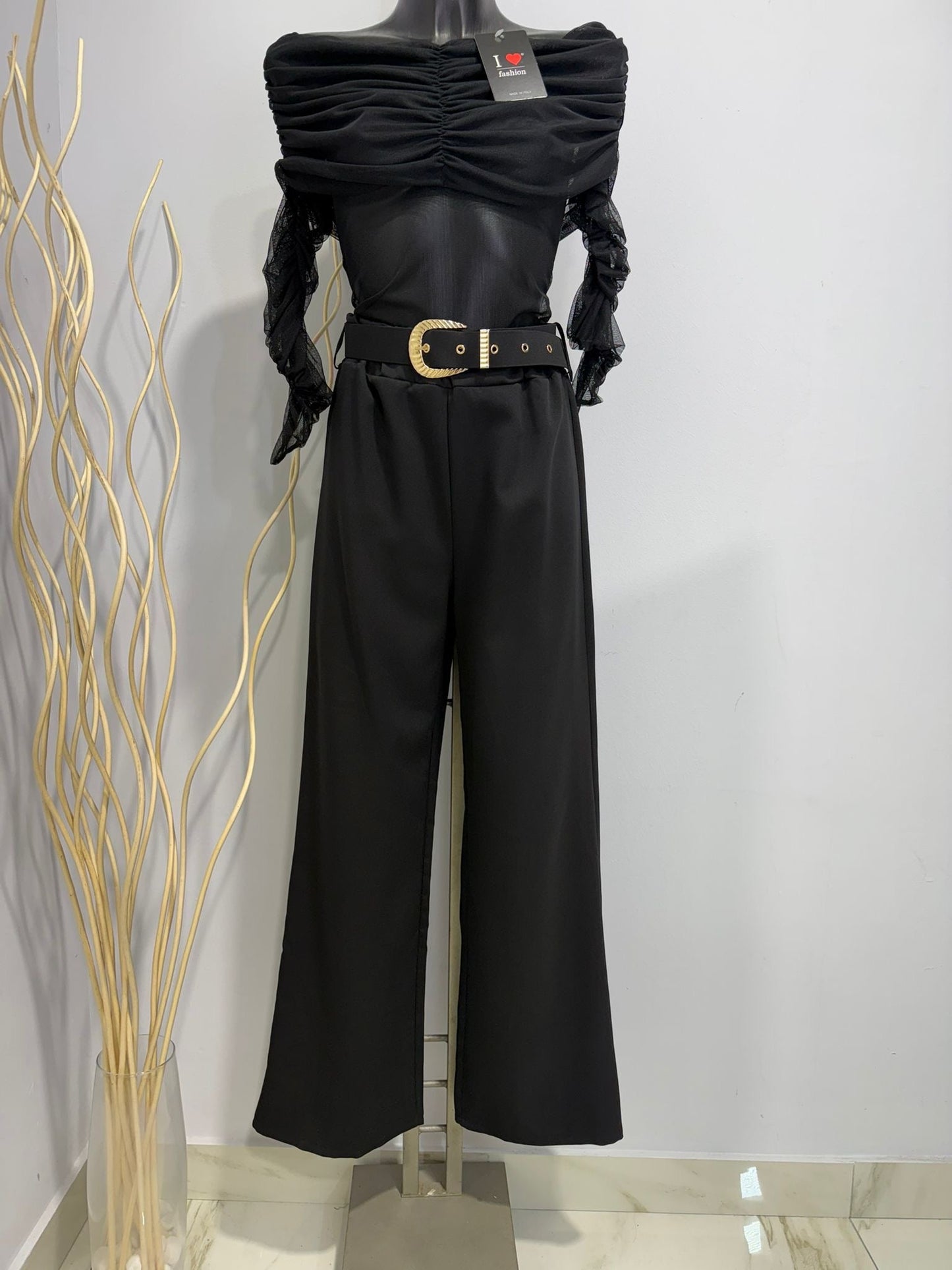 Completo elegante in tessuto pregiato