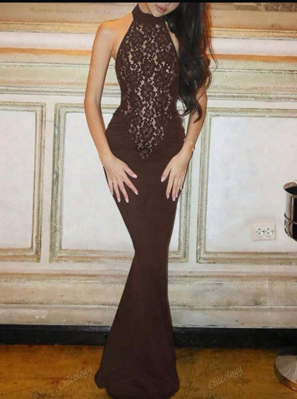 Abito elegante in tessuto pregiato