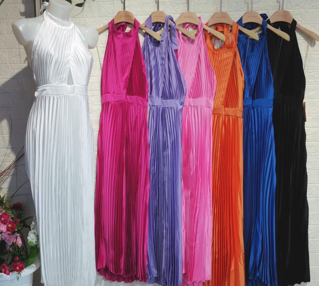 Abito Elegante in Tessuto Leggero