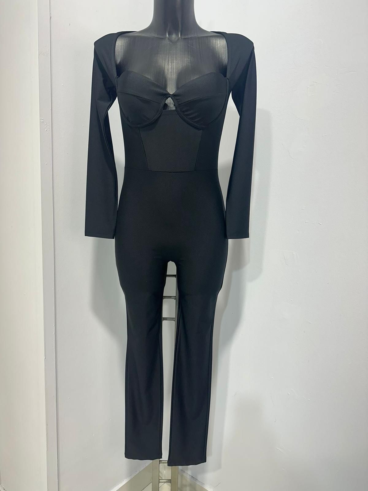 Tuta elegante in tessuto leggero