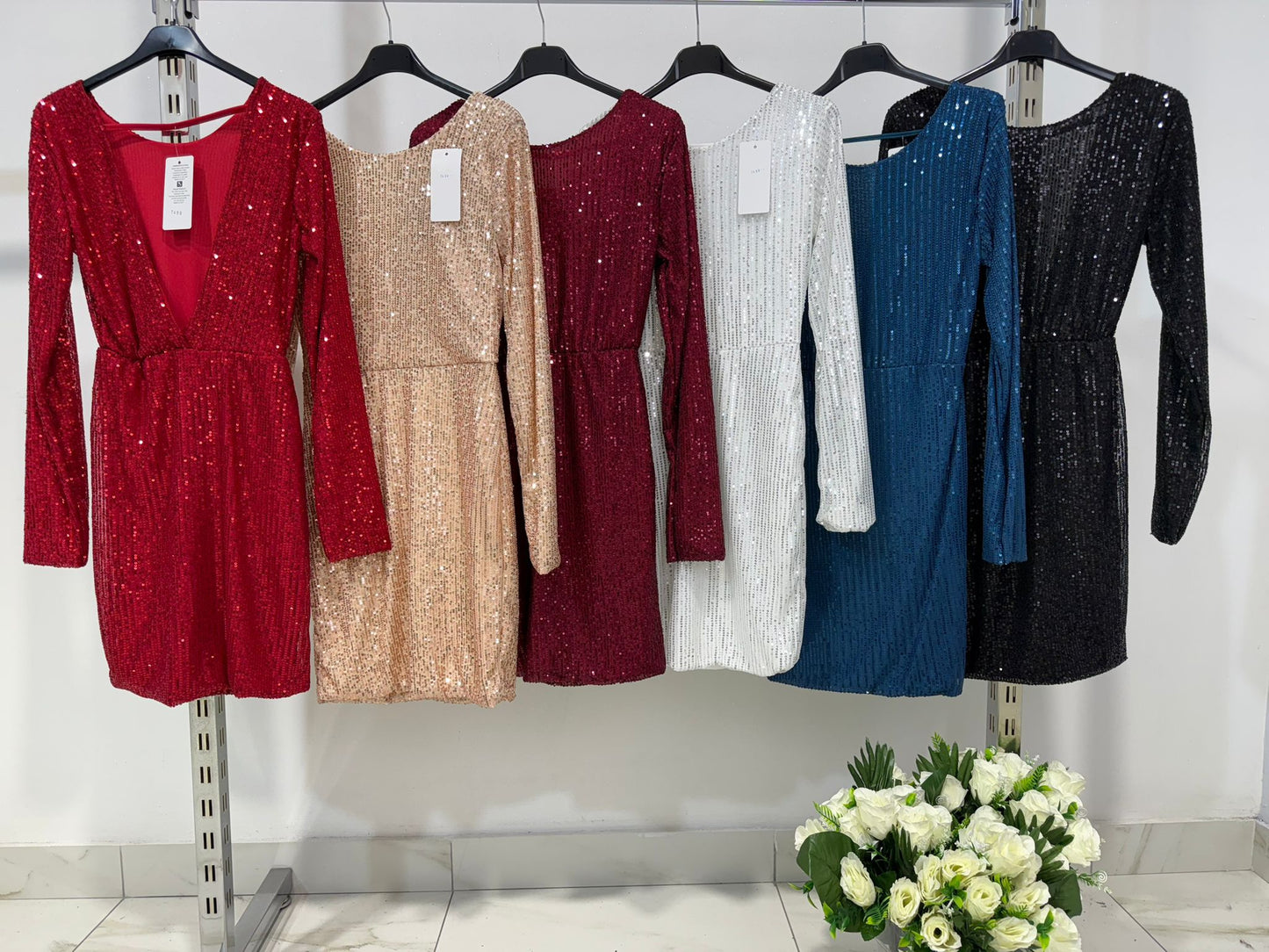 Abito Elegante in Tessuto Leggero