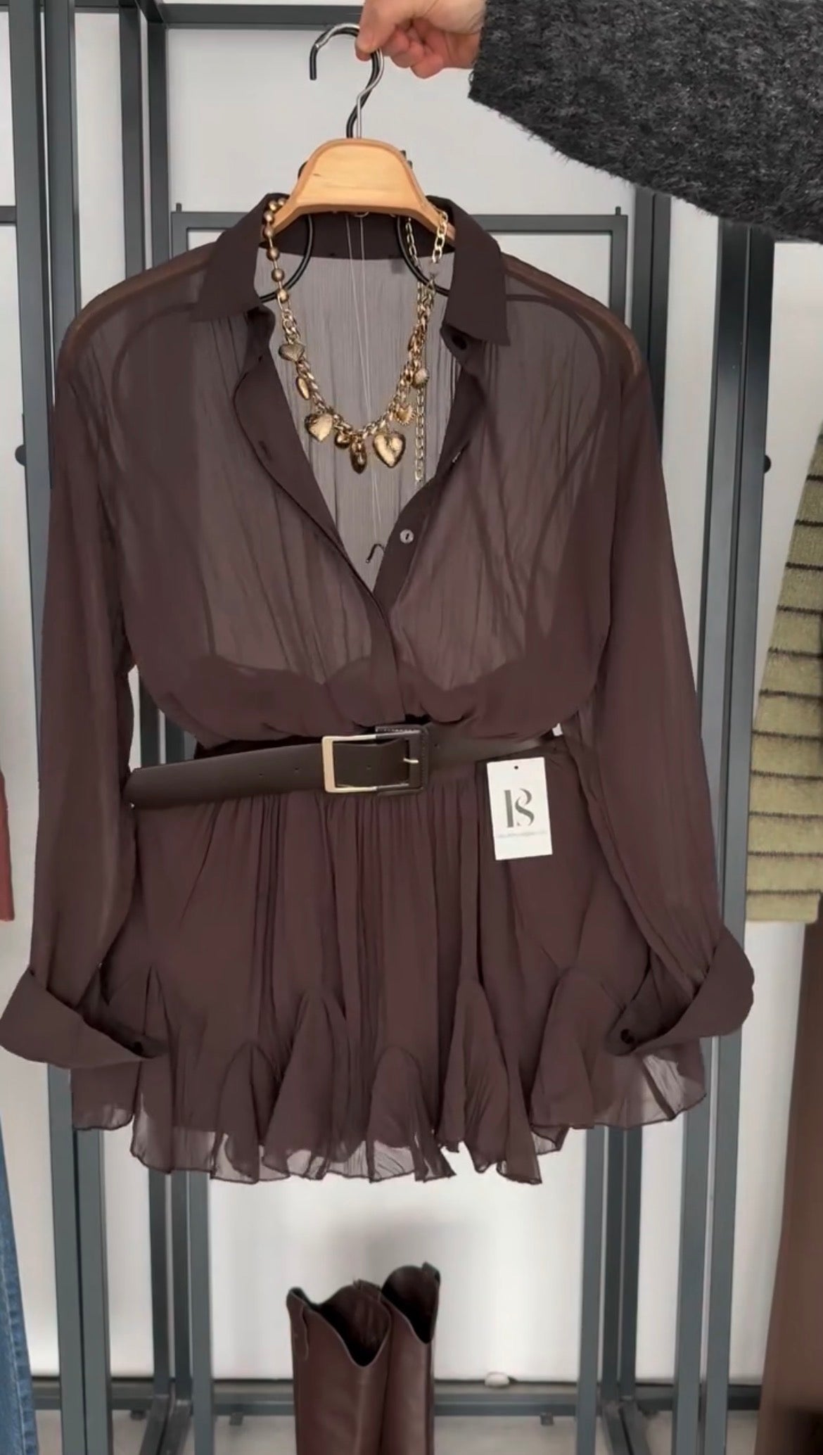 Tuta elegante in tessuto di alta qualità