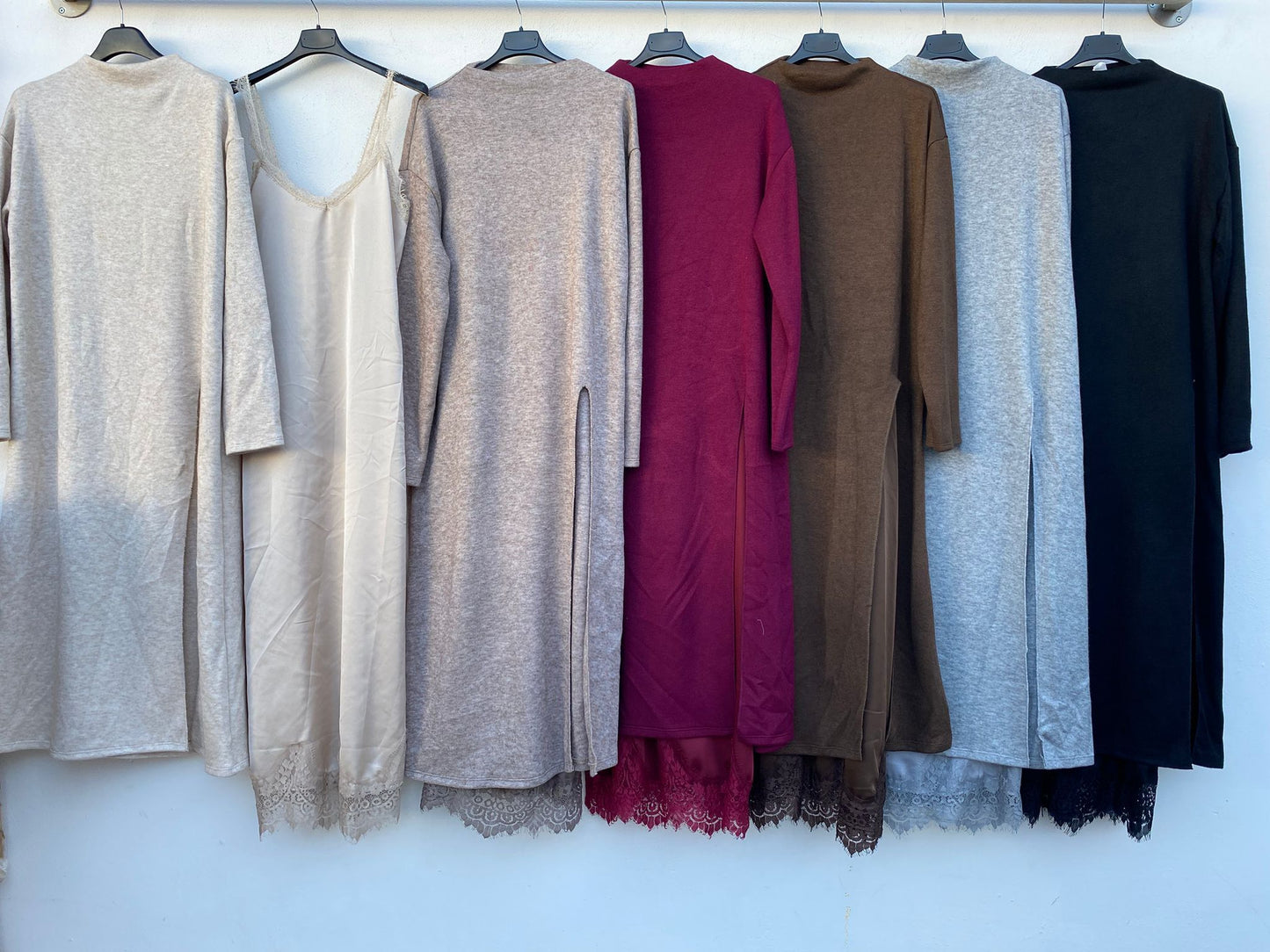 Abito Elegante in Tessuto Leggero