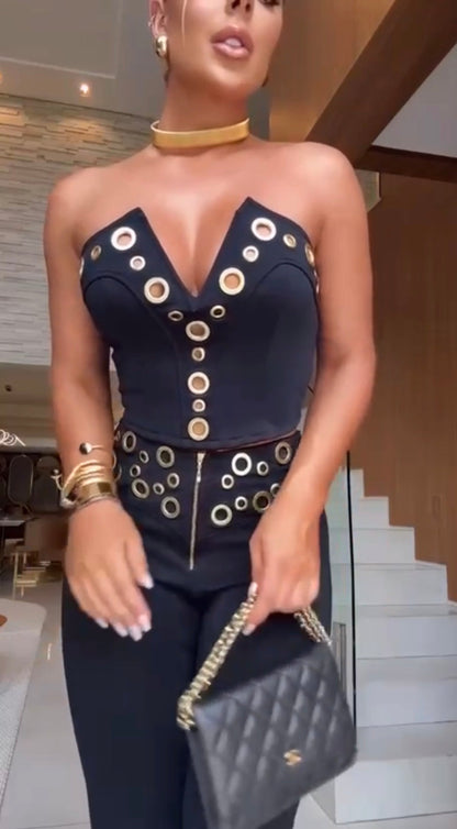 Completo elegante in tessuto leggero