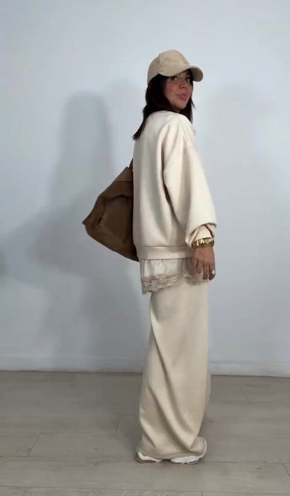 Completo elegante con giacca e pantaloni coordinati