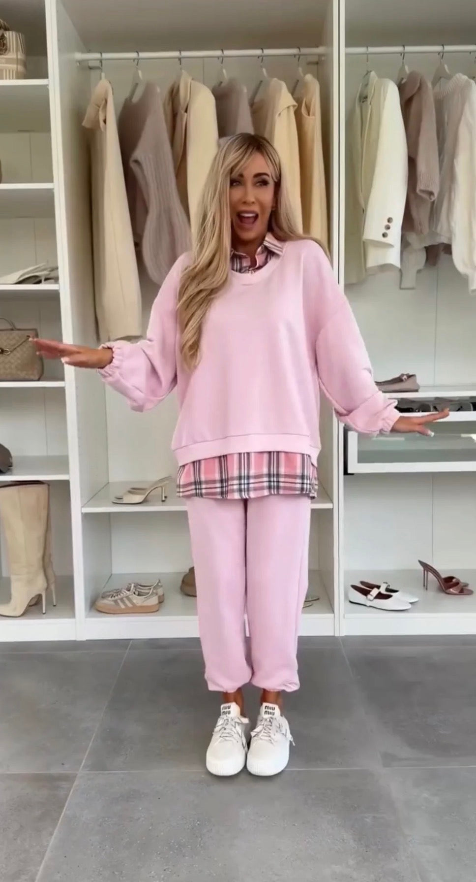 Coordinato Elegante in Tessuto Morbido