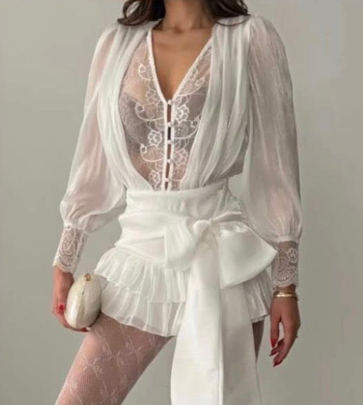 Abito elegante in tessuto leggero