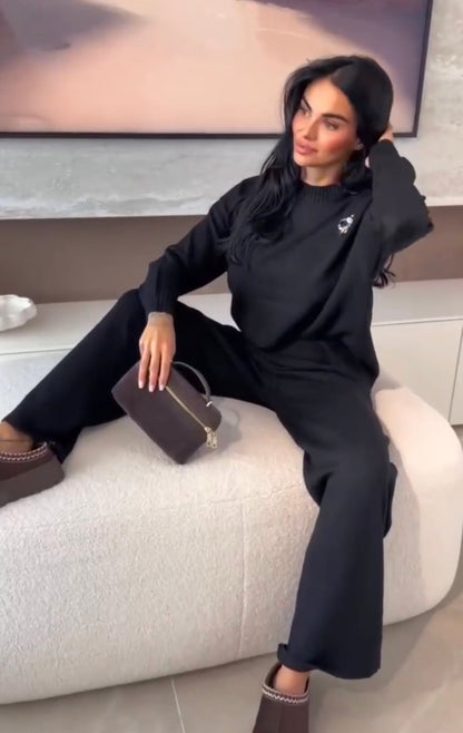 Completo elegante in tessuto leggero