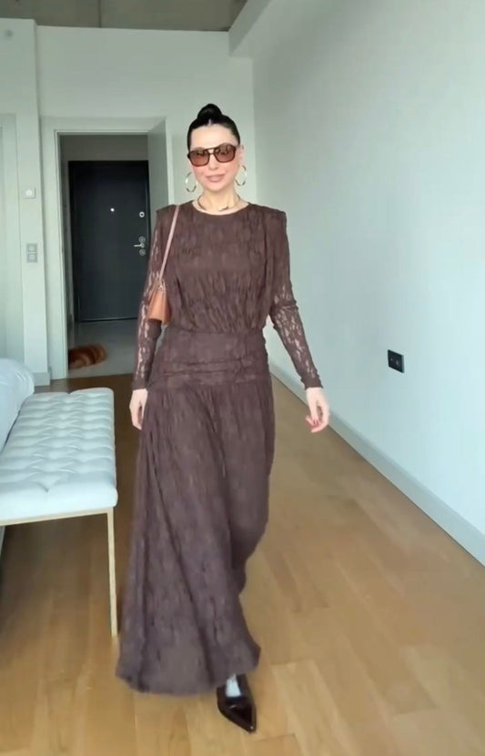 Abito elegante in tessuto pregiato