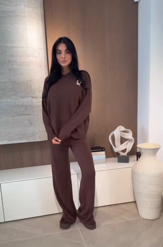 Completo elegante in tessuto pregiato