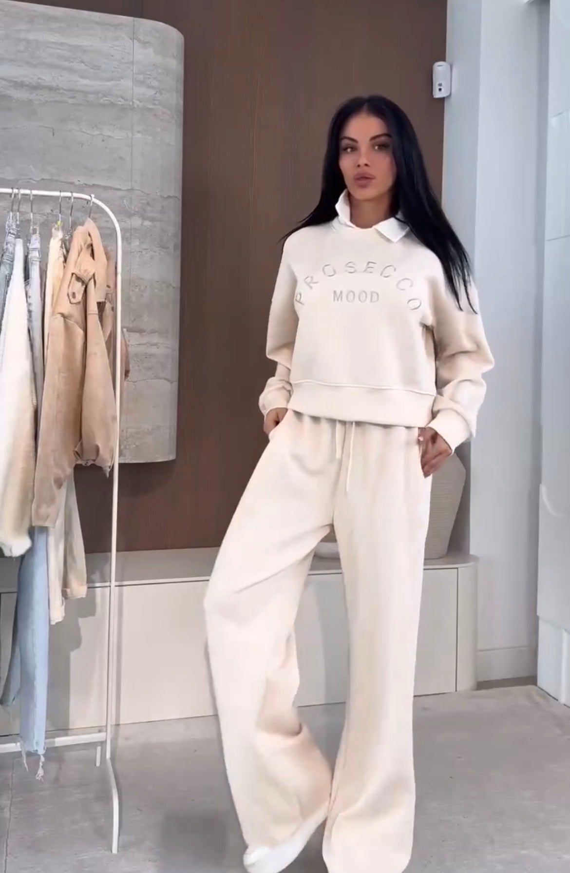 Completo Elegante in Offerta