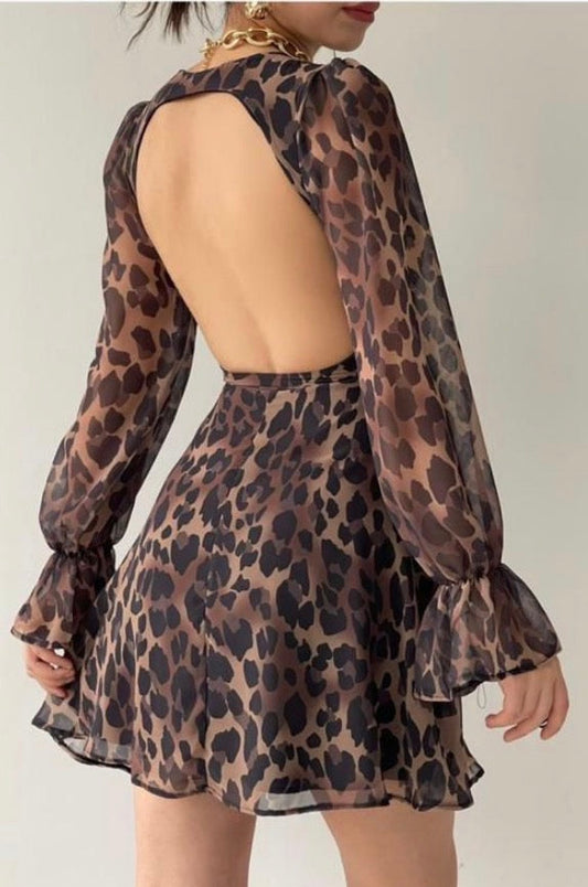 Abito elegante in tessuto leggero