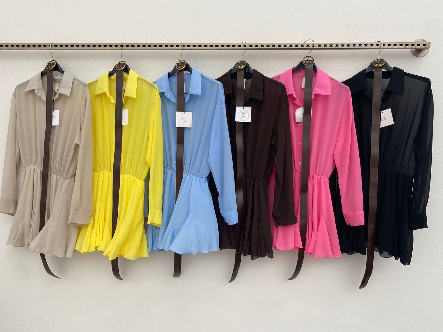 Tuta elegante in tessuto morbido