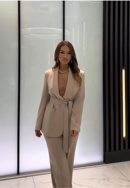 Completo giacca e pantaloni elegante