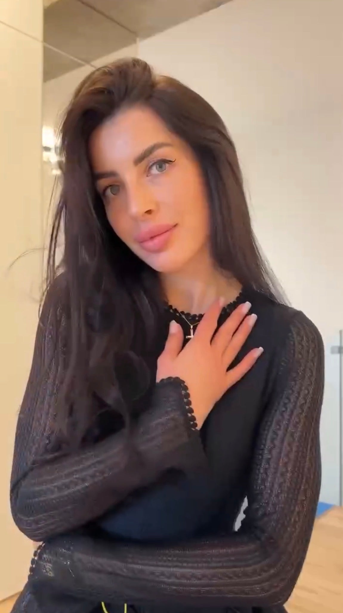 Abito elegante in tessuto leggero