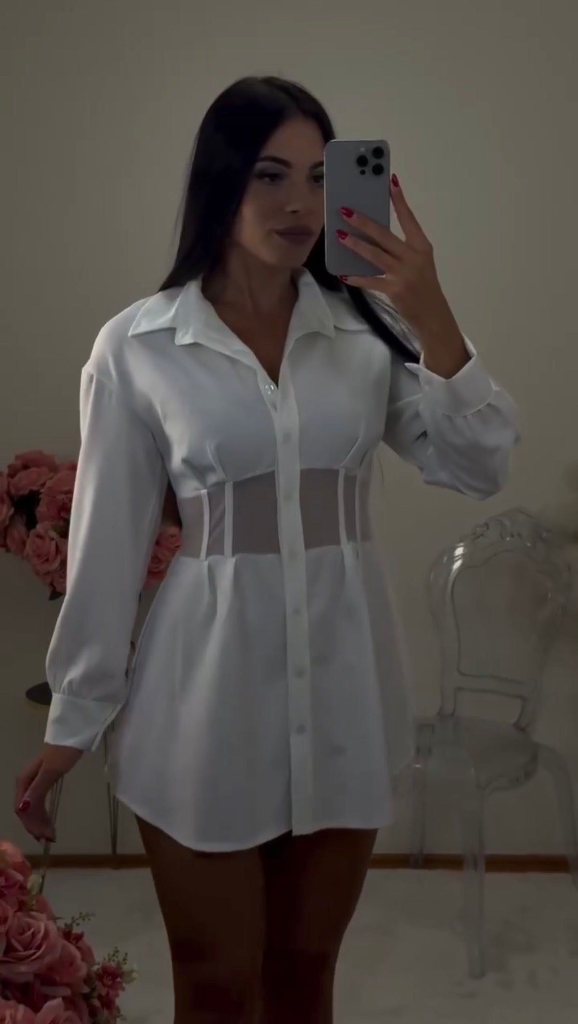 Abito elegante in tessuto pregiato