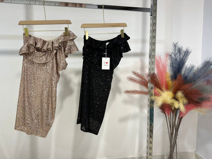 Abito Elegante in Tessuto Leggero