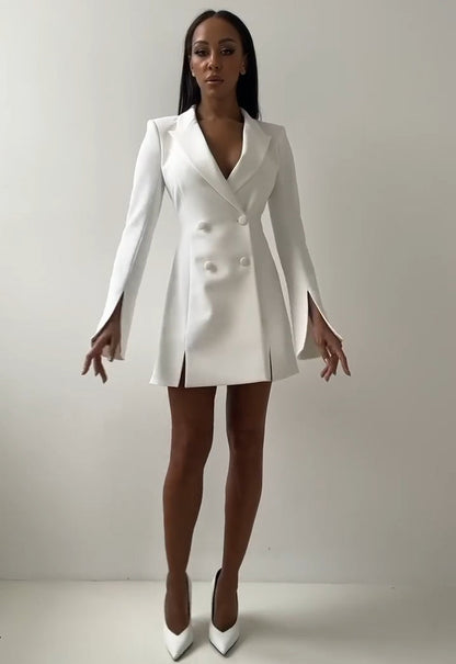 Abito elegante in tessuto pregiato