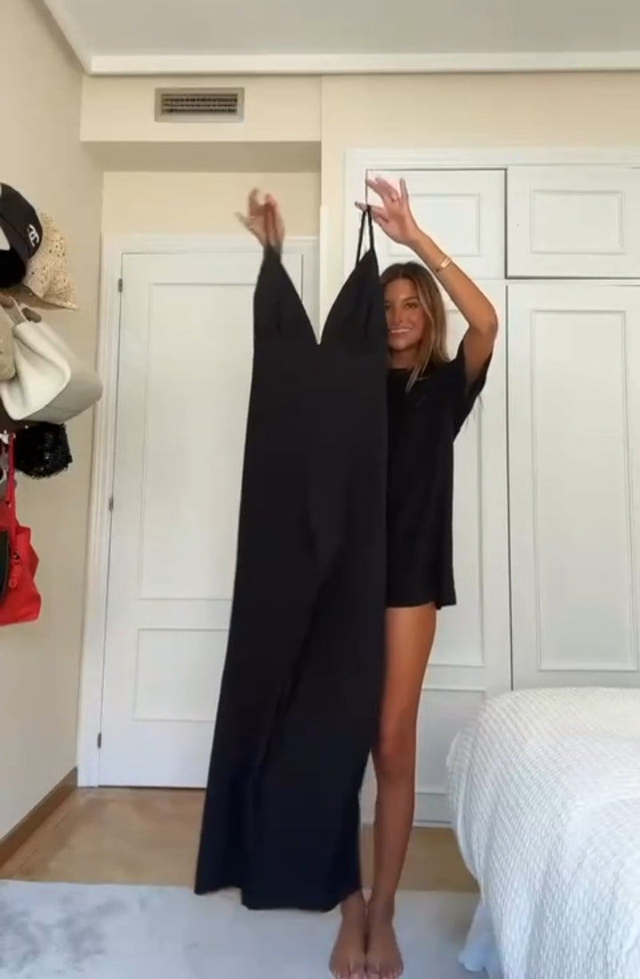 Tuta sportiva con cappuccio e pantaloni coordinati