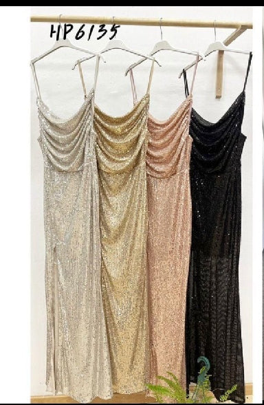 Abito elegante in tessuto pregiato