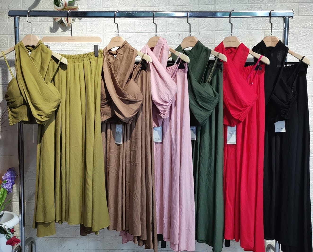 Completo Elegante in Tessuto di Alta Qualità