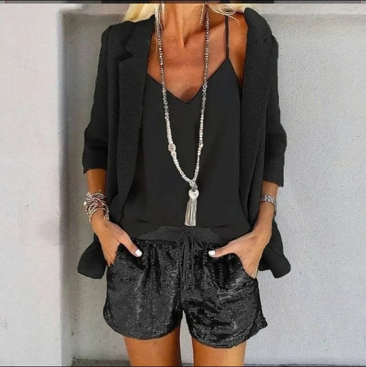 Completo Elegante in Tessuto Morbido