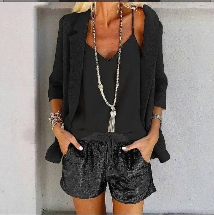 Completo elegante in tessuto pregiato