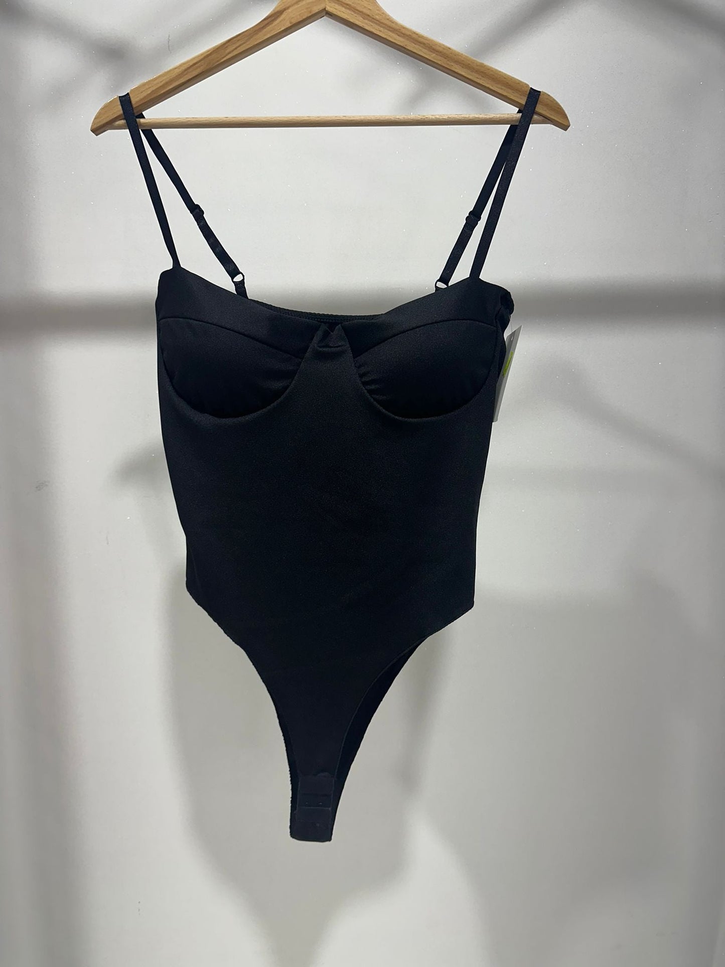 Completo composto da gonna, body e giacca