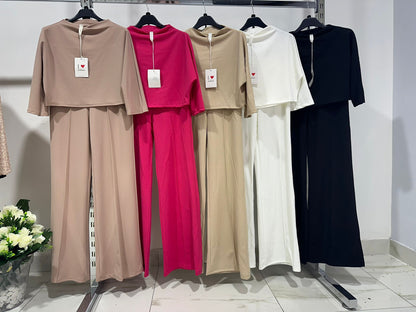 Completo elegante in tessuto pregiato