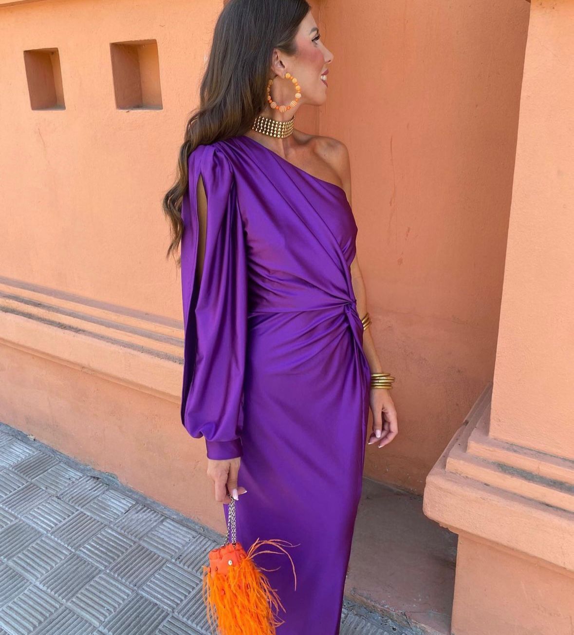 Abito elegante in tessuto leggero