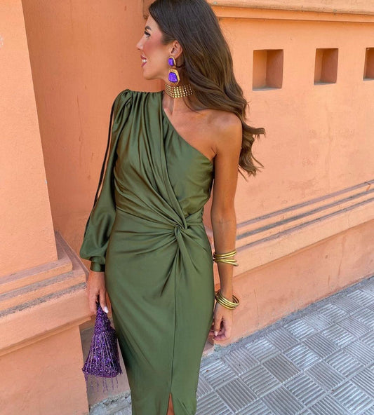 Abito elegante con design moderno