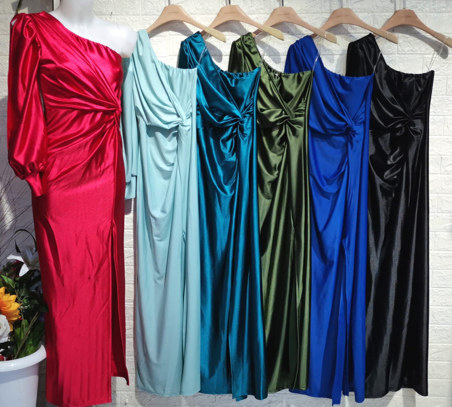 Abito elegante in tessuto leggero