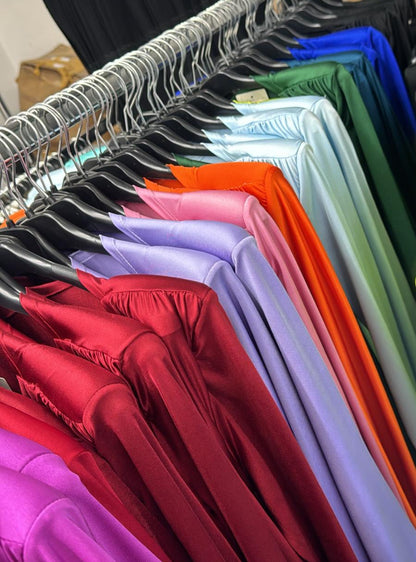 Abito Elegante in Tessuto Leggero