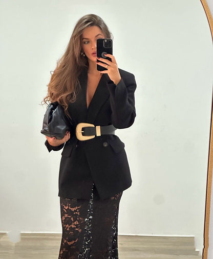 Completo Elegante in Tessuto Morbido