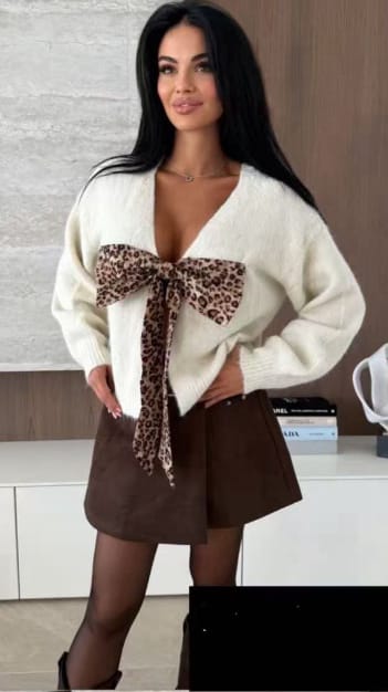 Maglia con Dettaglio Fiocco