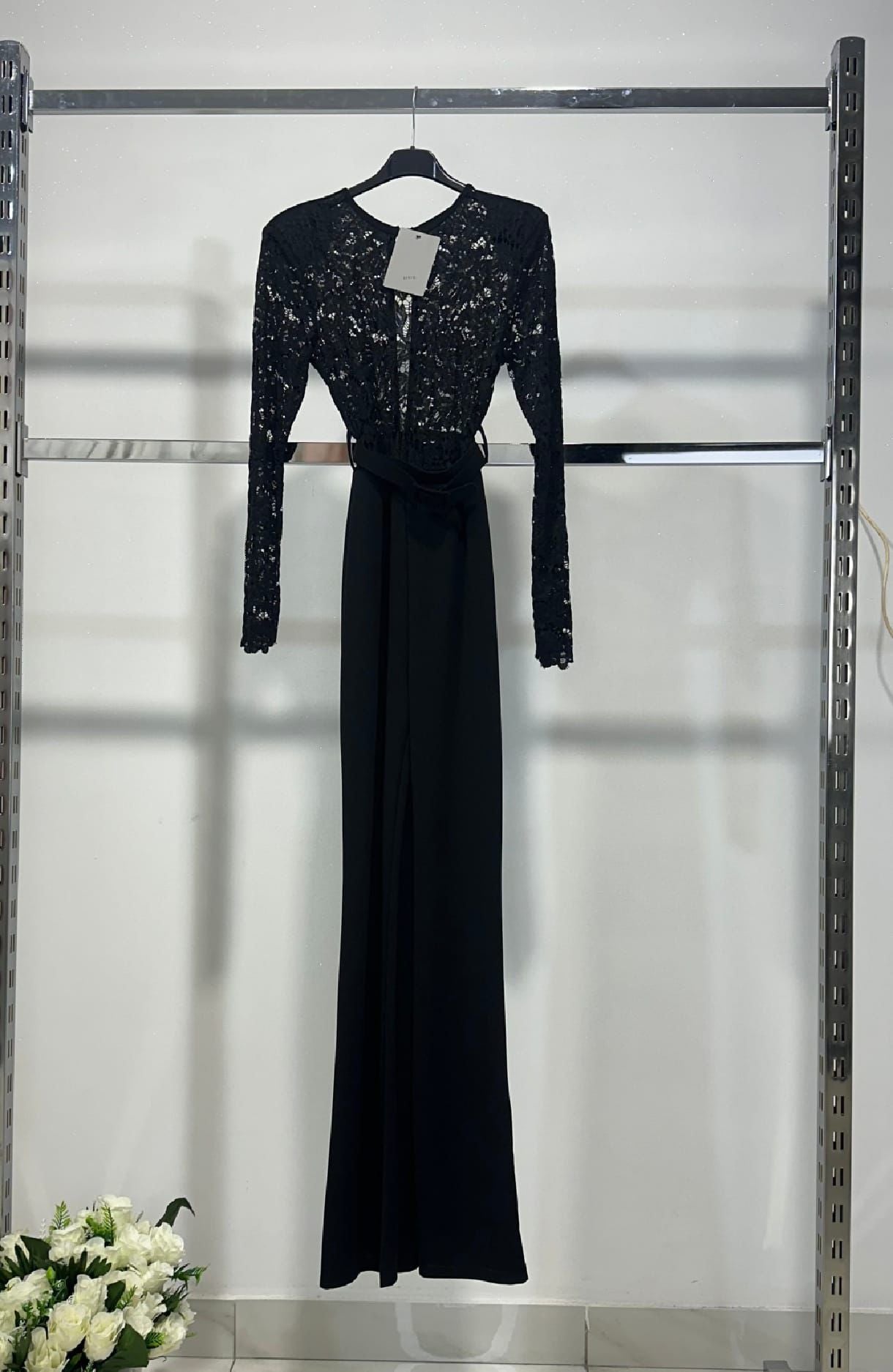 Tuta elegante in tessuto morbido