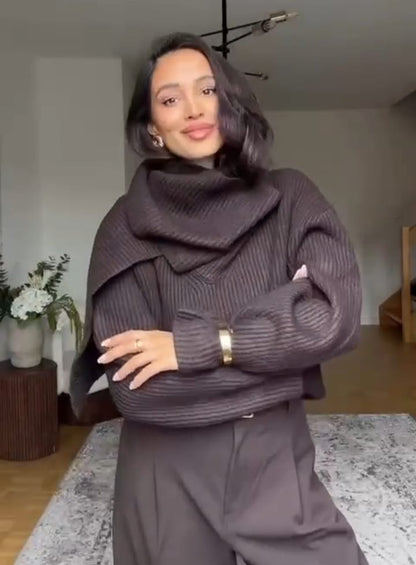 Maglia con Sciarpa Integrata