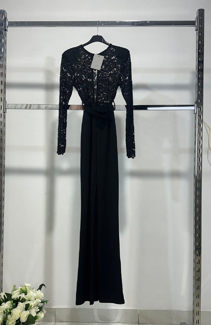 Tuta elegante in tessuto morbido