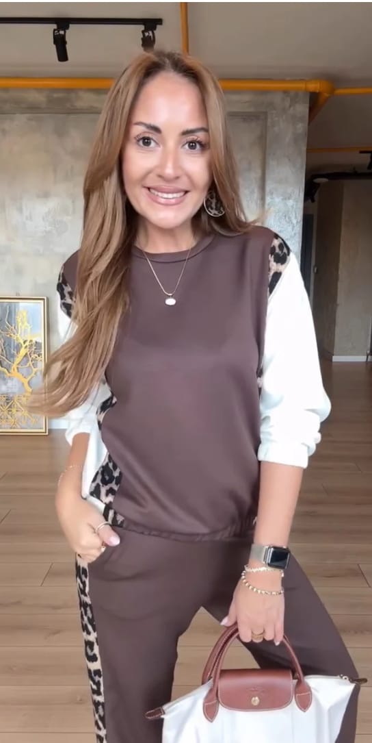 Coordinato Elegante in Tessuto Morbido