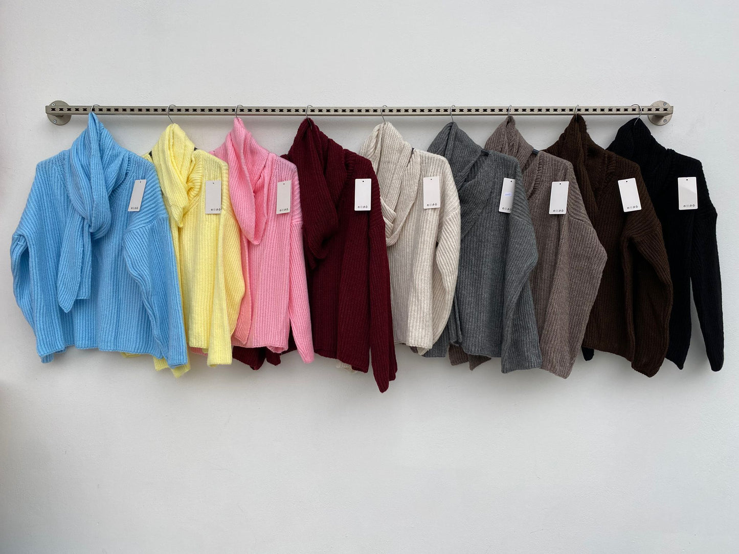 Maglia con Collo a Scialle